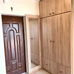 Apartament Wakcyjny Przy Ulicy Paryzntow