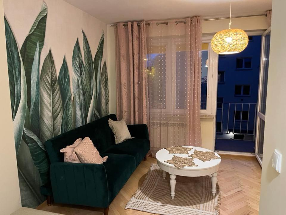 Apartament Wakcyjny Przy Ulicy Paryzntow